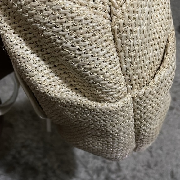 Simply Vera Wang straw hobo Shoulder bag - Picture 4 of 7